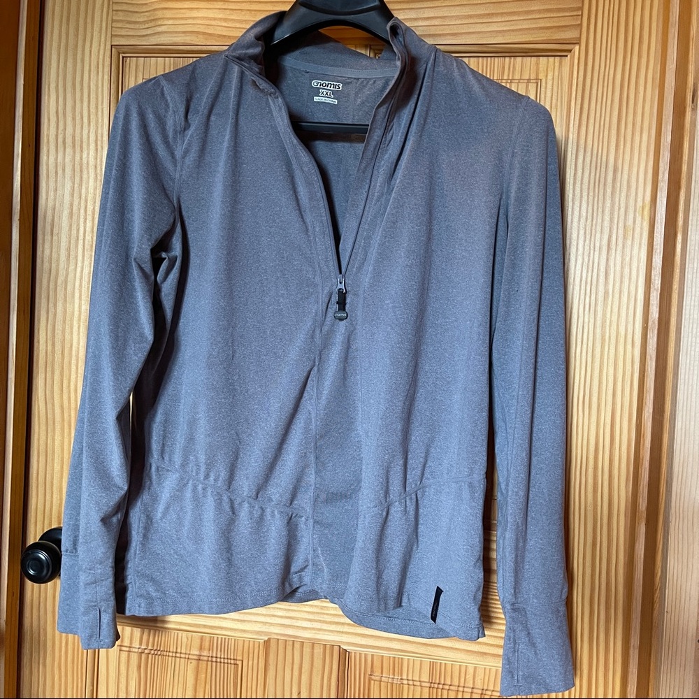 Onomis long sleeve top with thumb holes XXL